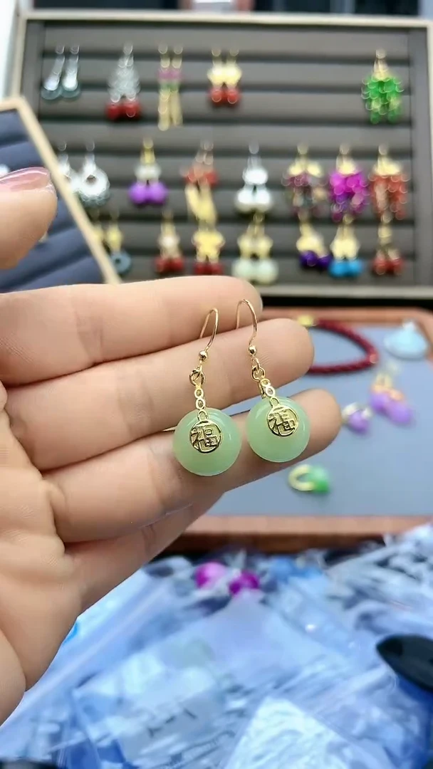 【闪购商品】和田玉耳饰14K金镶嵌400300