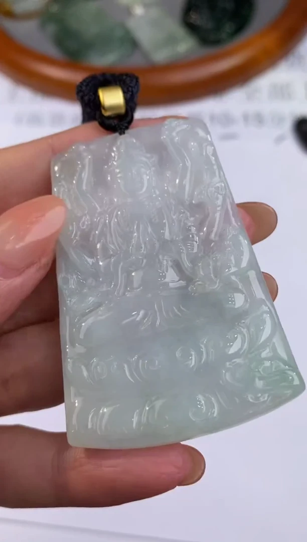 未镶嵌挂件翡翠305465       多人