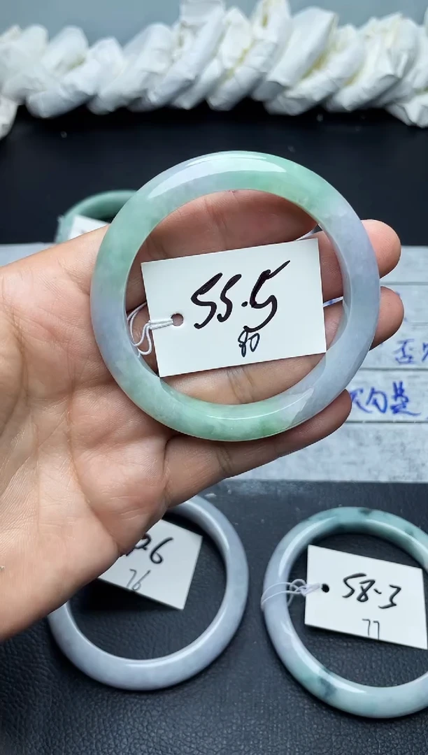 未镶嵌手镯翡翠80