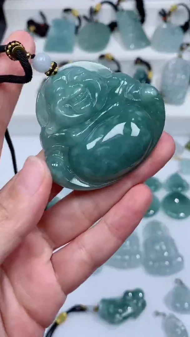 颈饰未镶嵌翡翠吊坠