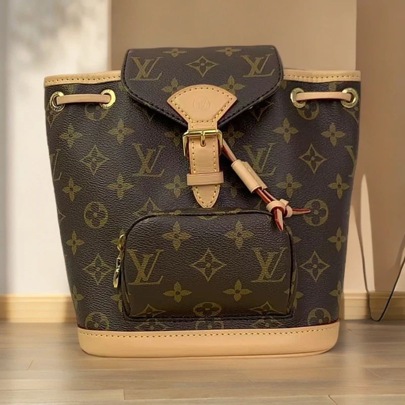 全新未使用 LouisVuitton/路易威登 Lv montsouris 双肩包 808159
