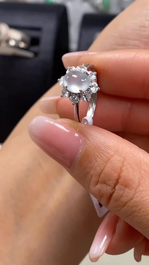 【闪购商品】翡翠戒指银S925镶嵌7847