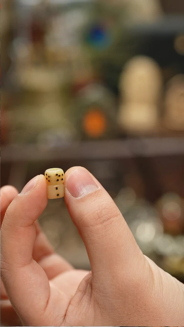 把件柏香籽/百香籽9mm+灵骨骰子一对