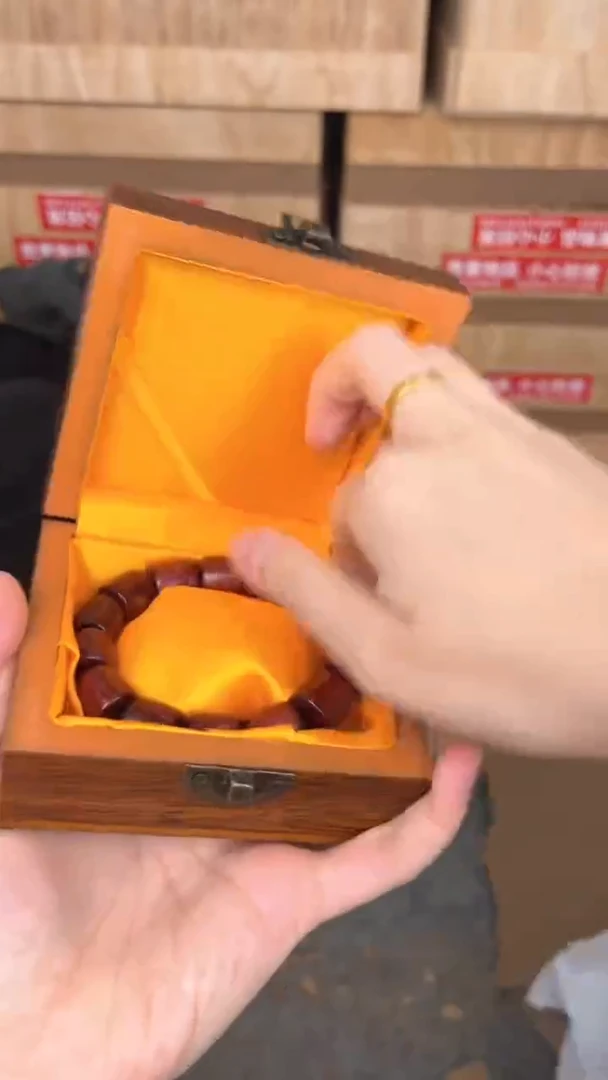 品茗文玩阁血檀桶珠链接@@YS975