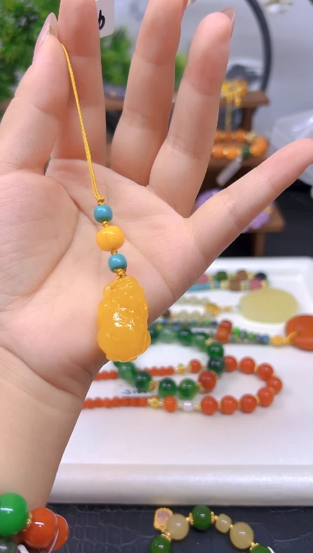 未镶嵌套链蜜蜡手机挂T67