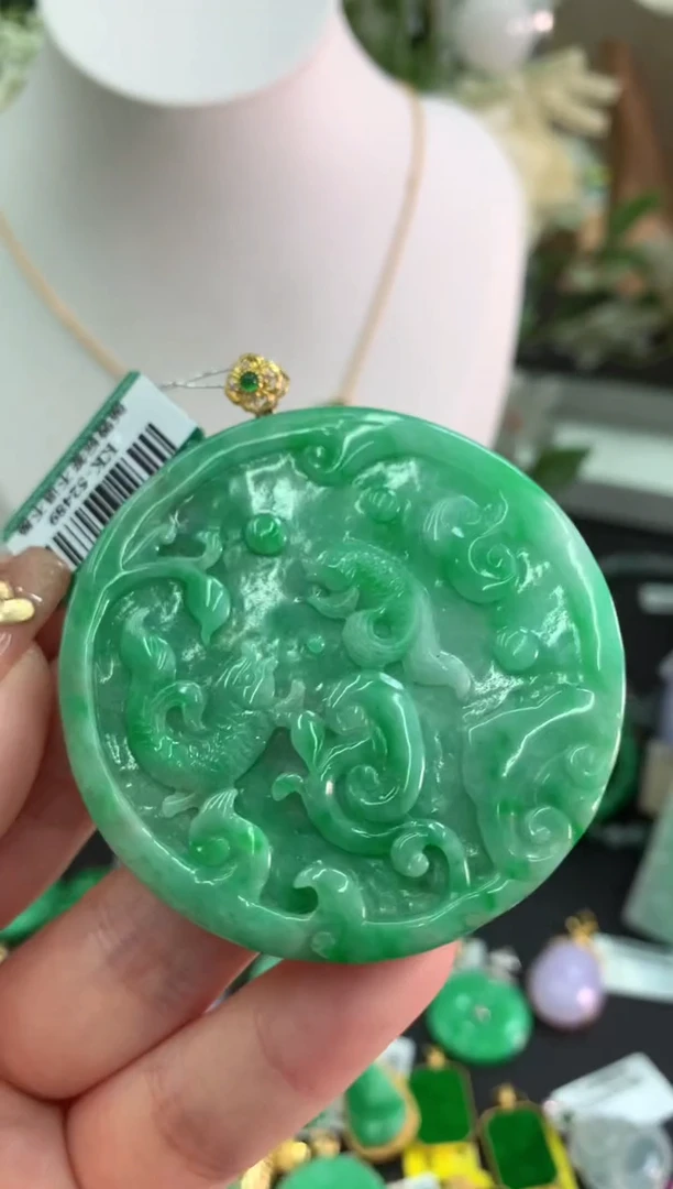 【闪购商品】翡翠吊坠(不含链)18K金镶嵌挂件