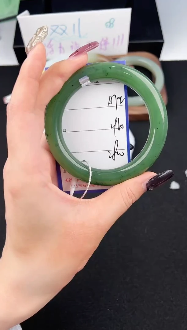 未镶嵌手镯和田玉72颜色微差无瑕疵