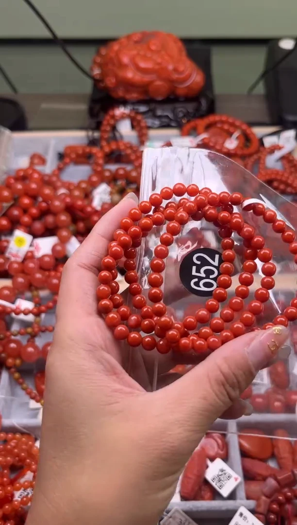 【闪购商品】南红玛瑙珠宝奇石未镶嵌652-5