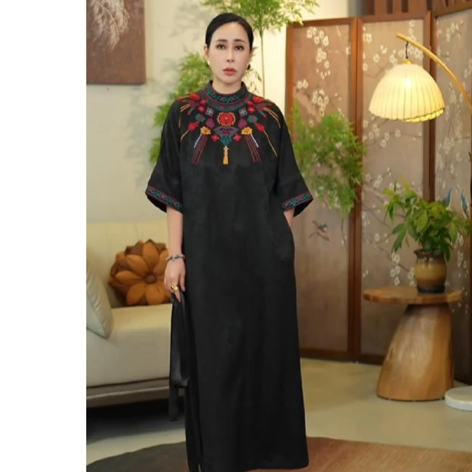 「利琪高订」五福国风新中式气质轻奢百搭刺绣连衣裙A6318