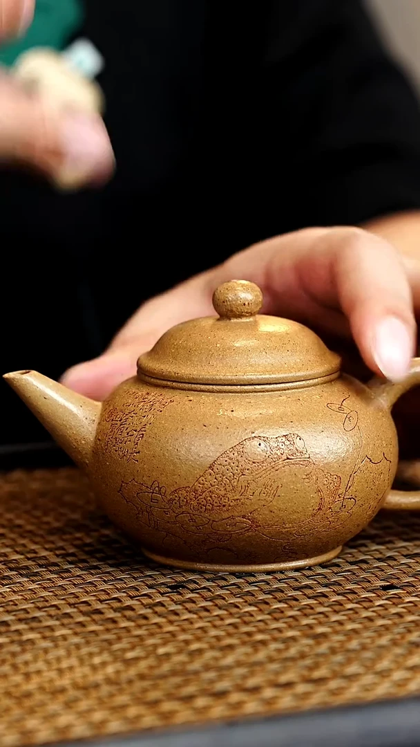 茶壶紫砂郑**坊宜兴紫砂壶