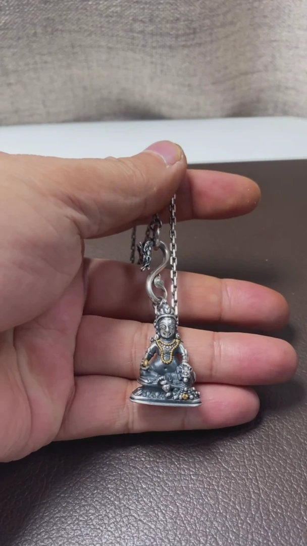 【闪购商品】诺拉（多样性发货，发其一）