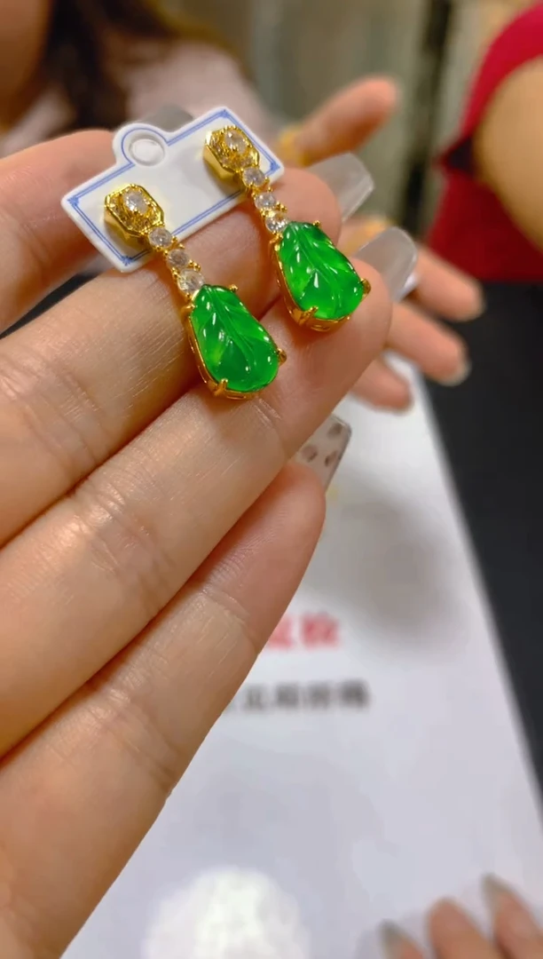 未镶嵌翡翠耳饰多样性发一