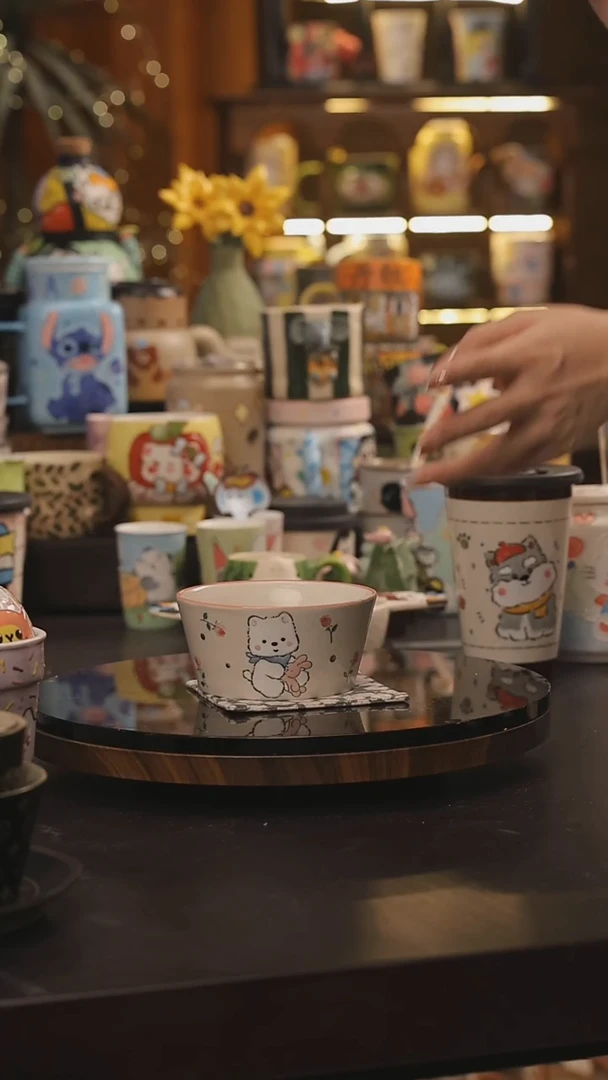 景德镇釉下彩绘设计师款式陶瓷