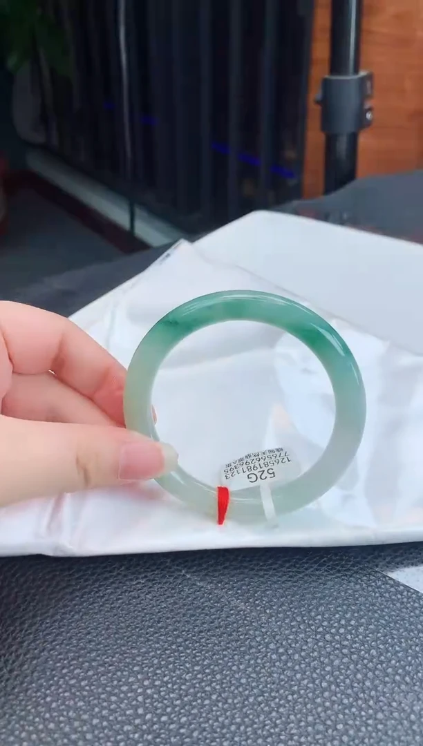 【闪购商品】翡翠手镯未镶嵌缅甸天然翡翠A货手镯