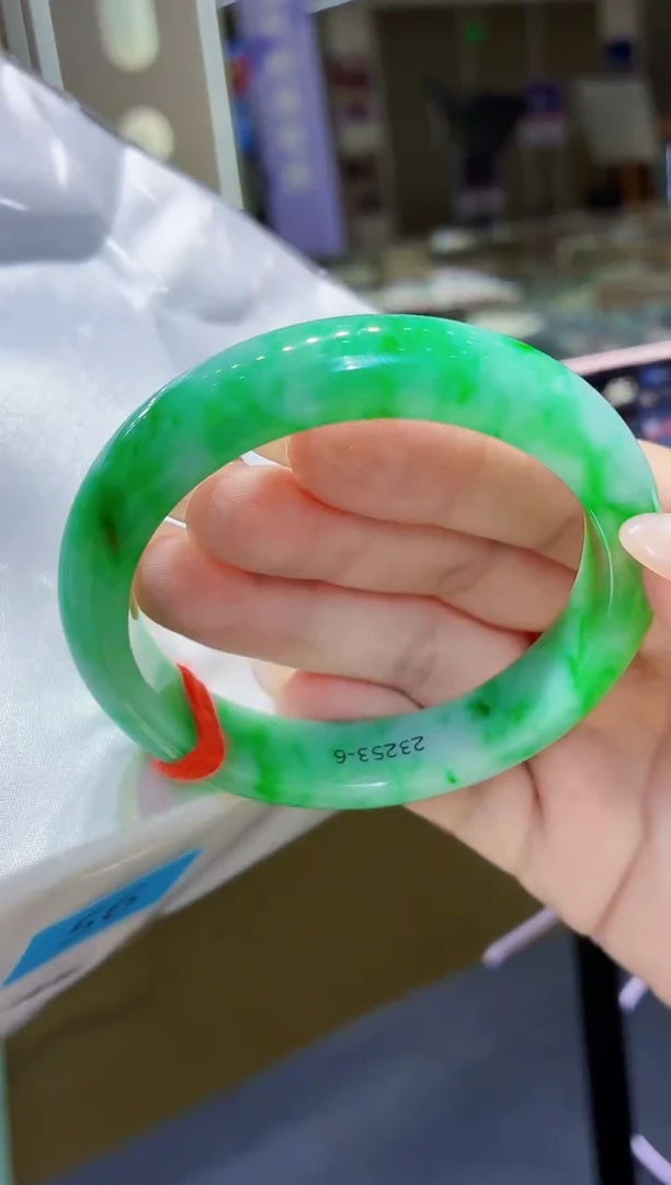 未镶嵌手镯翡翠翡翠手镯56