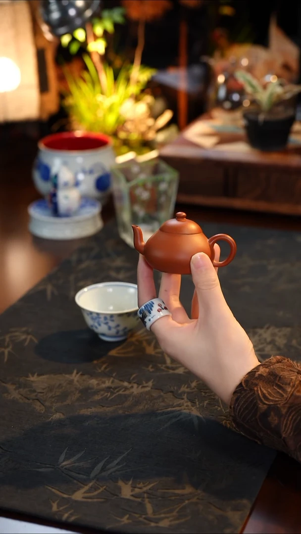 紫砂壶60CC··········