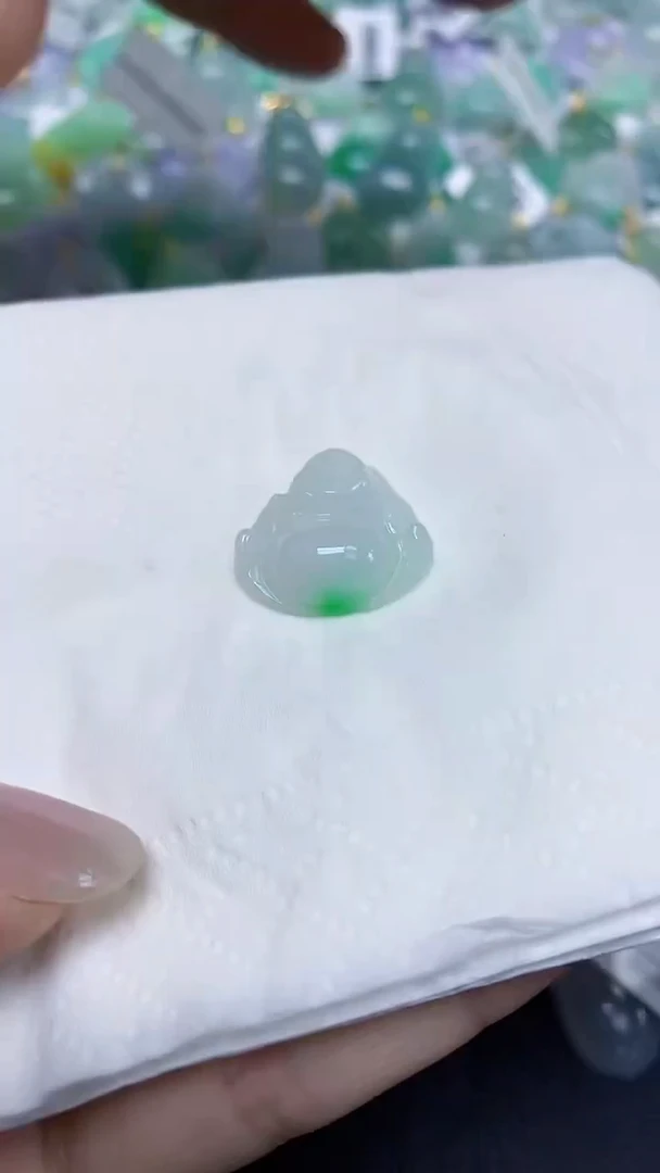 翡翠未镶嵌颈饰天然缅甸翡翠A货