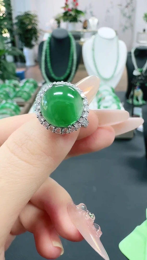 未镶嵌1石英质玉（非洲翠）/4574