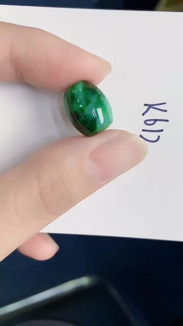 颈饰未镶嵌翡翠天然翡翠缅甸A货