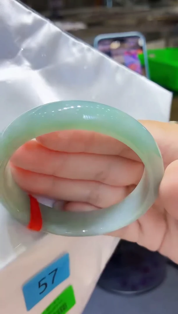 未镶嵌手镯翡翠翡翠手镯