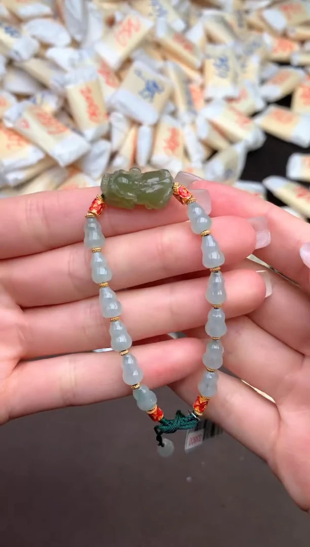 【闪购商品】翡翠手串未镶嵌—