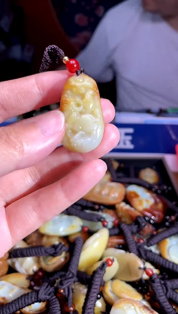 和田玉未镶嵌挂件0