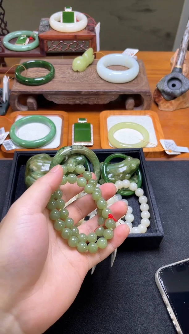 未镶嵌手串和田玉若羌孙福洲黄口 卡10圆珠 多样性发一