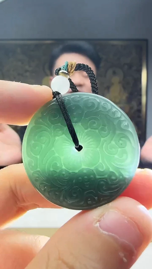 颈饰未镶嵌翡翠多样性发其一