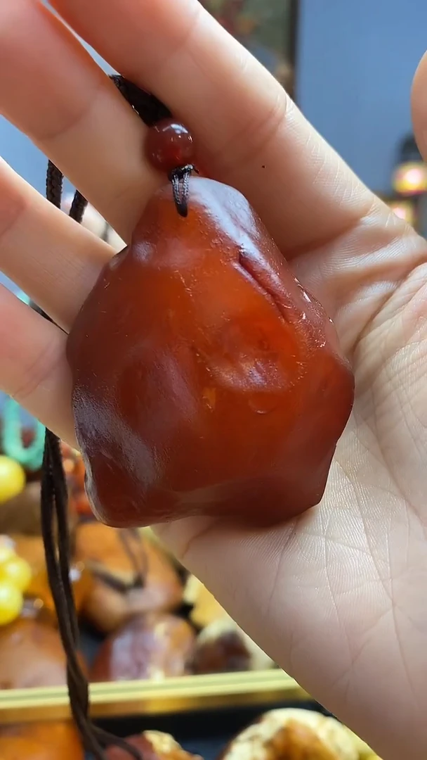 琥珀颈饰未镶嵌吊坠