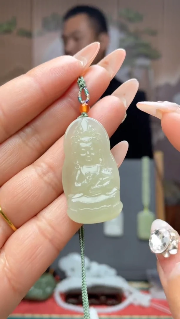 【闪购商品】和田玉颈饰未镶嵌一