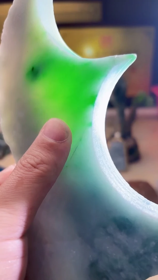 翡翠挂件未镶嵌A货张麦9454