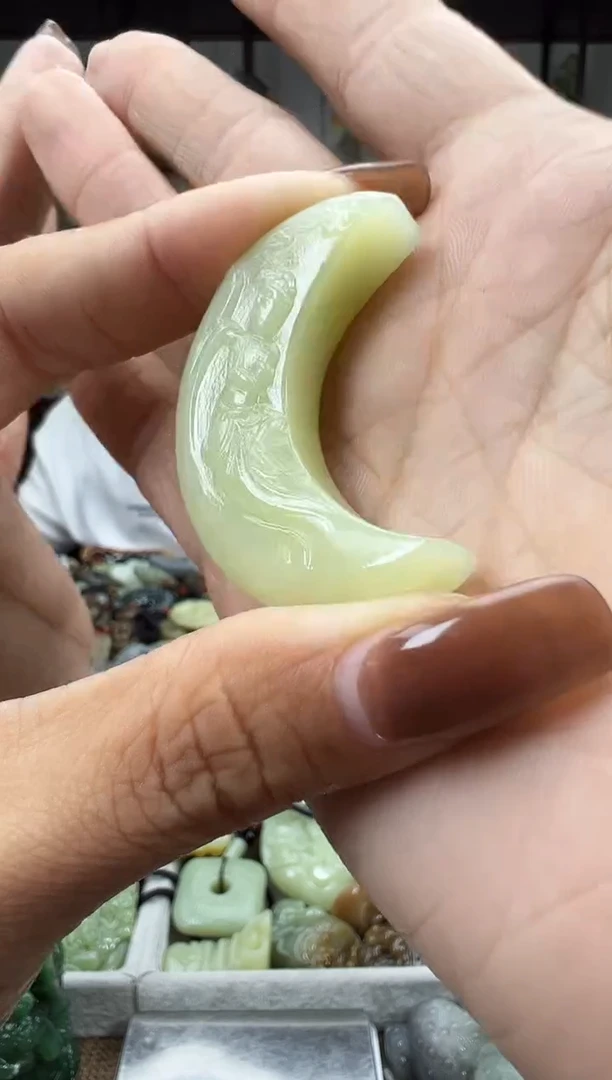 未镶嵌和田玉把件1
