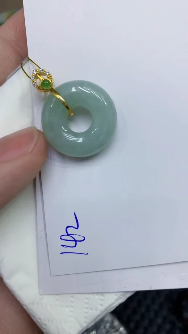 颈饰未镶嵌翡翠缅甸A货翡翠