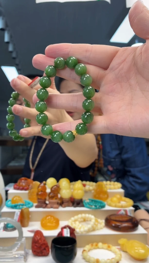 未镶嵌手串和田玉12m+手串 手串