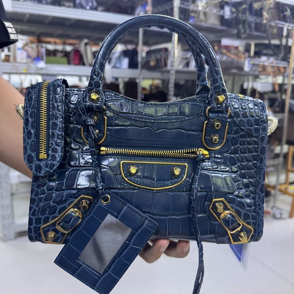 95新 Balenciaga/巴黎世家 【白菜】小号 手提斜挎包/BGG900680009