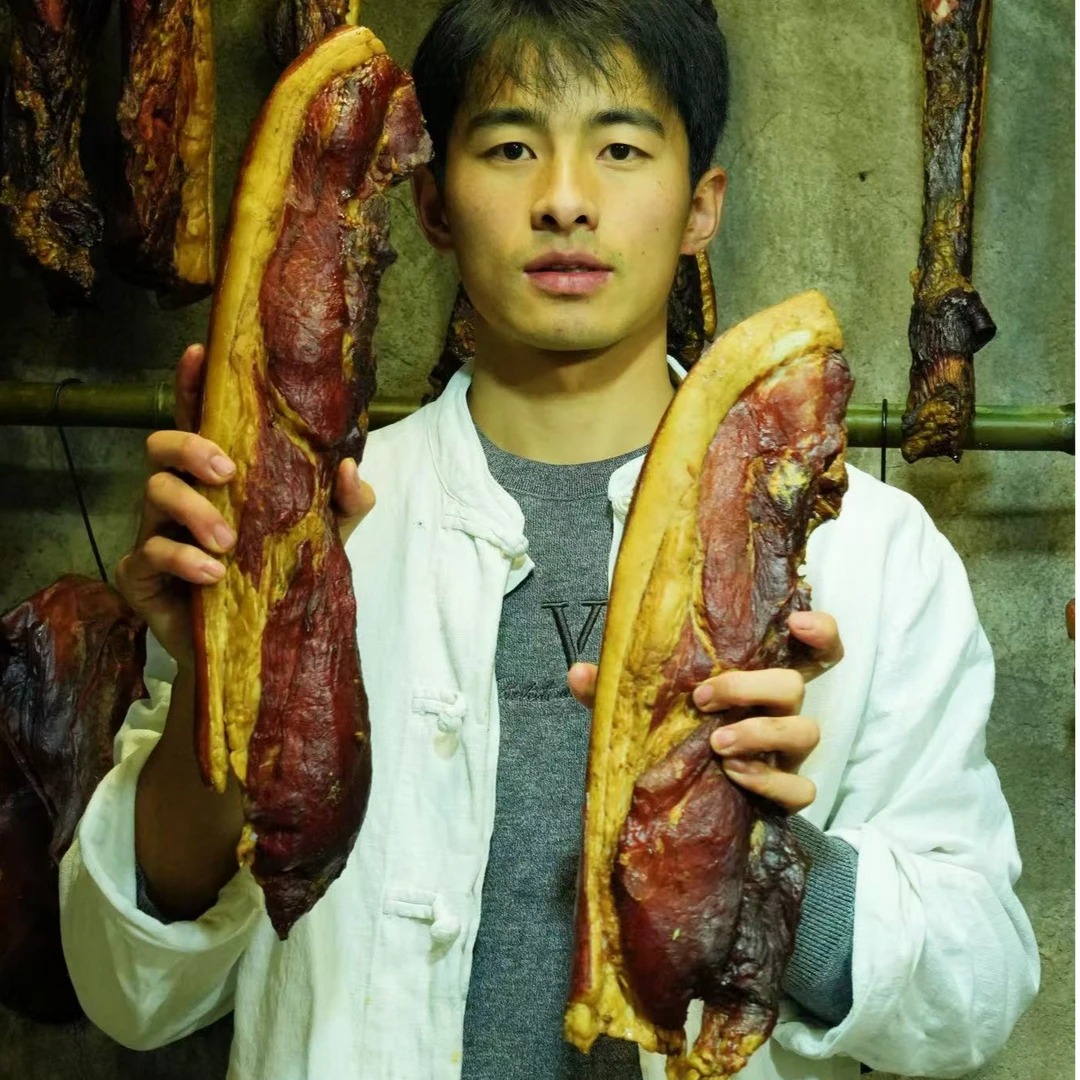镇雄烟熏腊肉 咖啡 (里脊带点肥)