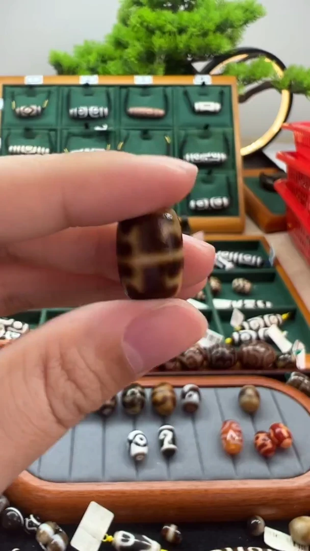 玛瑙/玉髓（覆膜）颈饰未镶嵌92.（微瑕随机发货）