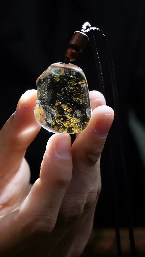 吊坠(赠链)未镶嵌水晶水晶