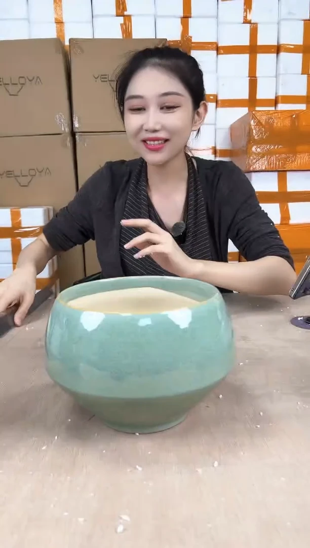圆球绿花釉小号18x15