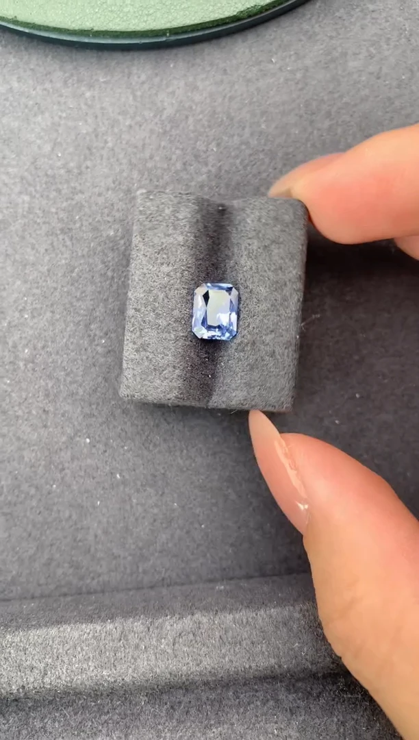 裸石蓝宝石1.5ct矢车菊   定制   FG