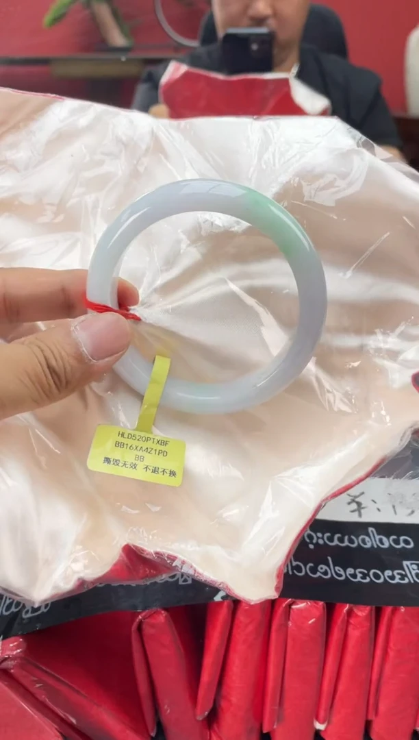 未镶嵌手镯翡翠翡翠手镯6
