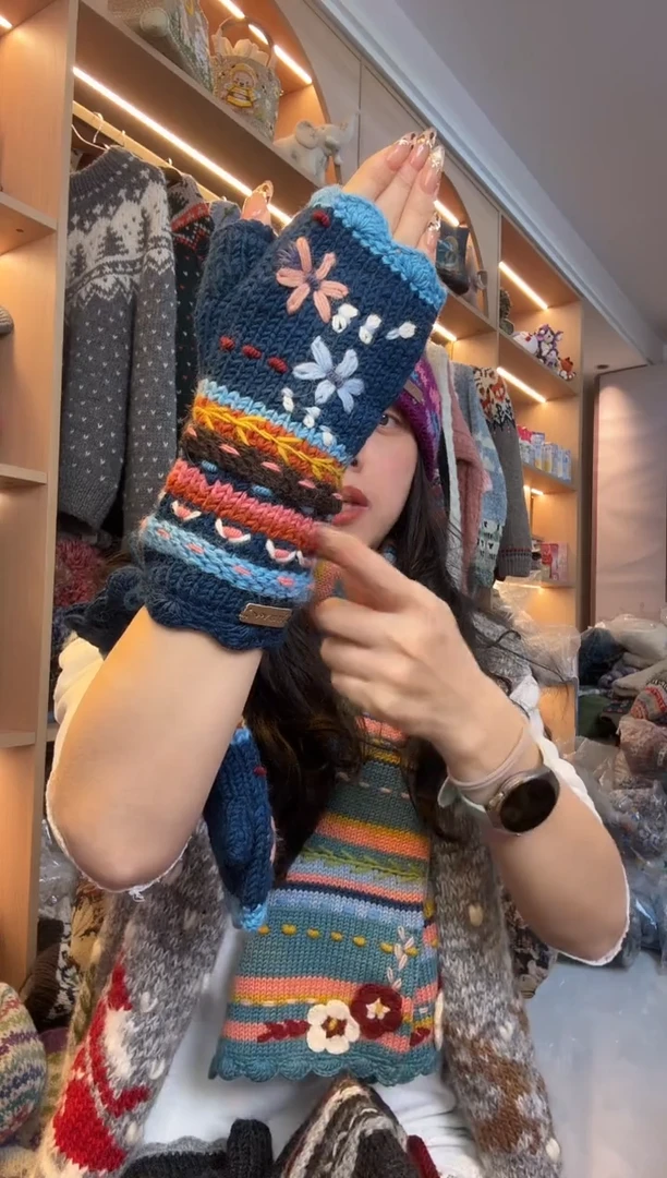 羊毛美丽如刺绣手套