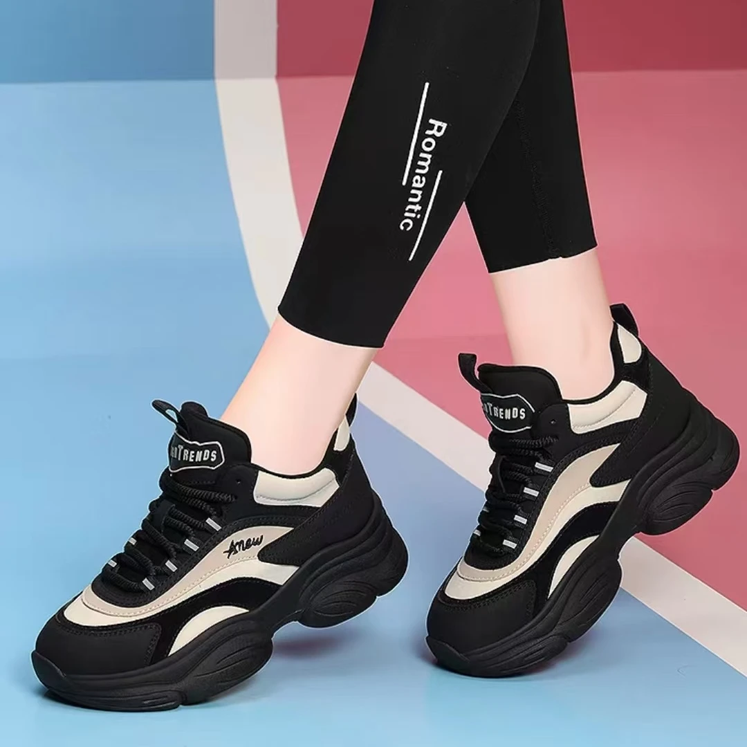 2025秋冬新款网红老爹鞋软底轻便休闲鞋时尚百搭舒适旅游鞋女爆款