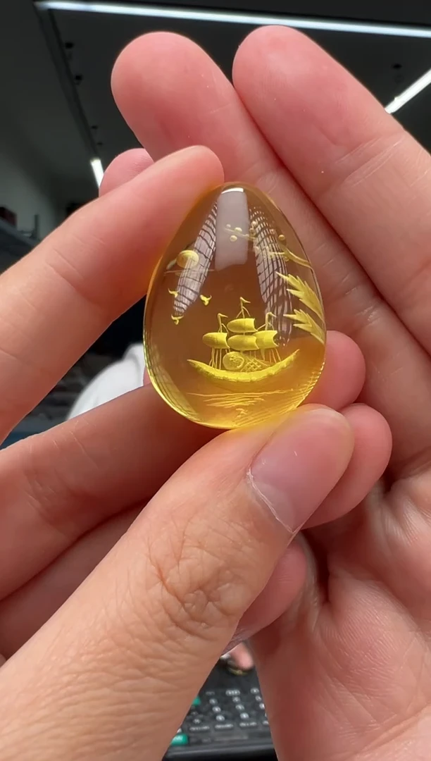 未镶嵌颈饰琥珀一帆风顺