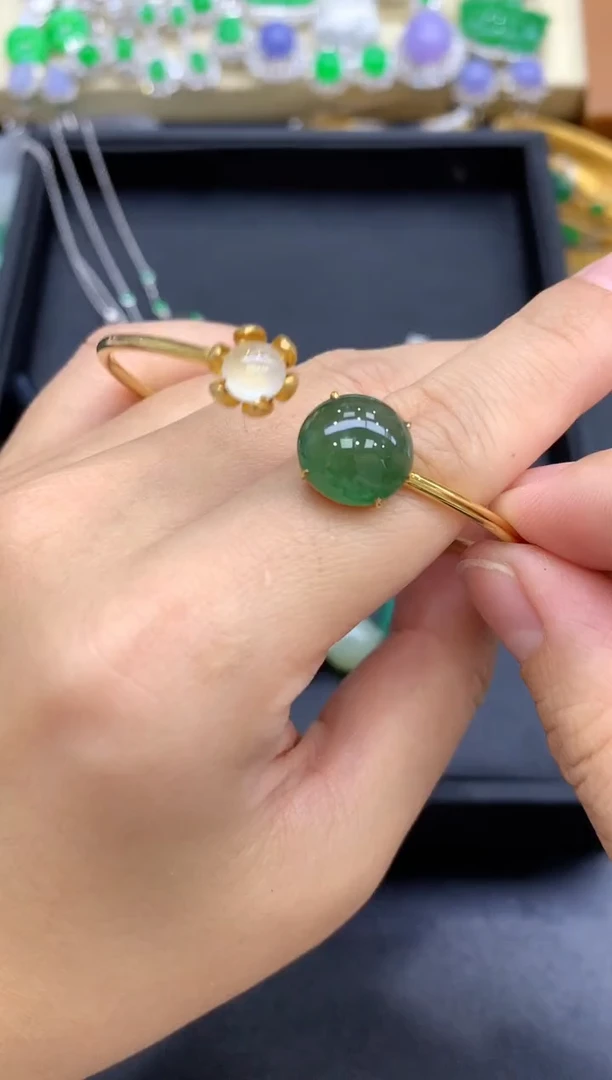 18K金镶嵌手镯翡翠516-中国好珍宝