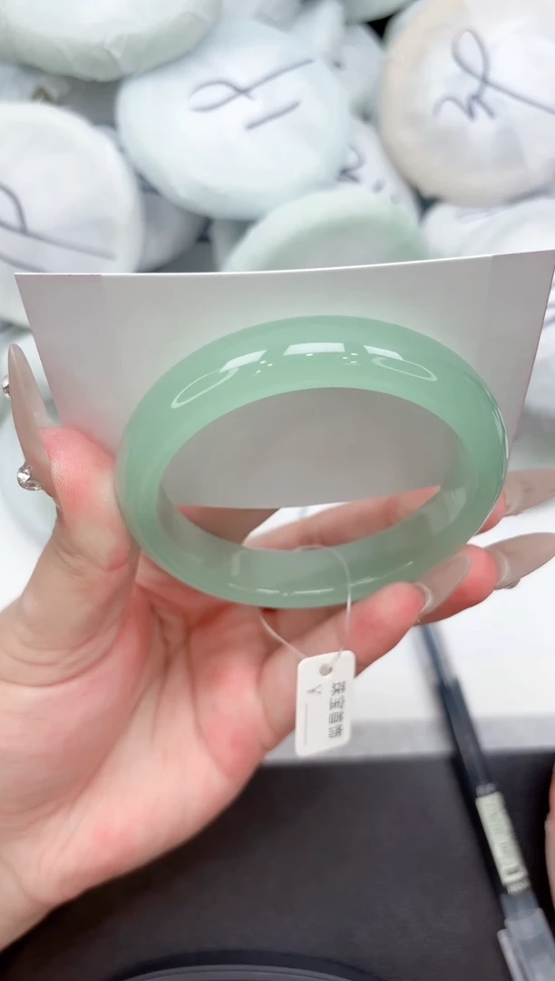 未镶嵌手镯石英质玉281-58.3