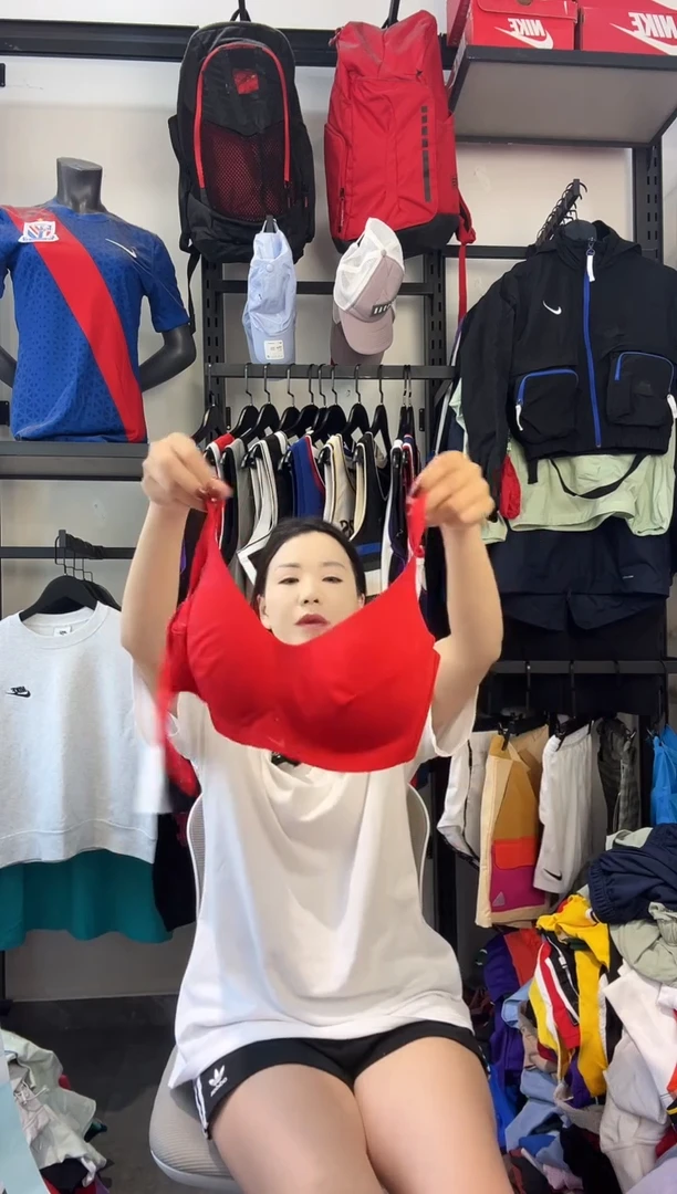 337编码 耐克卫衣服饰过款为准 尺码