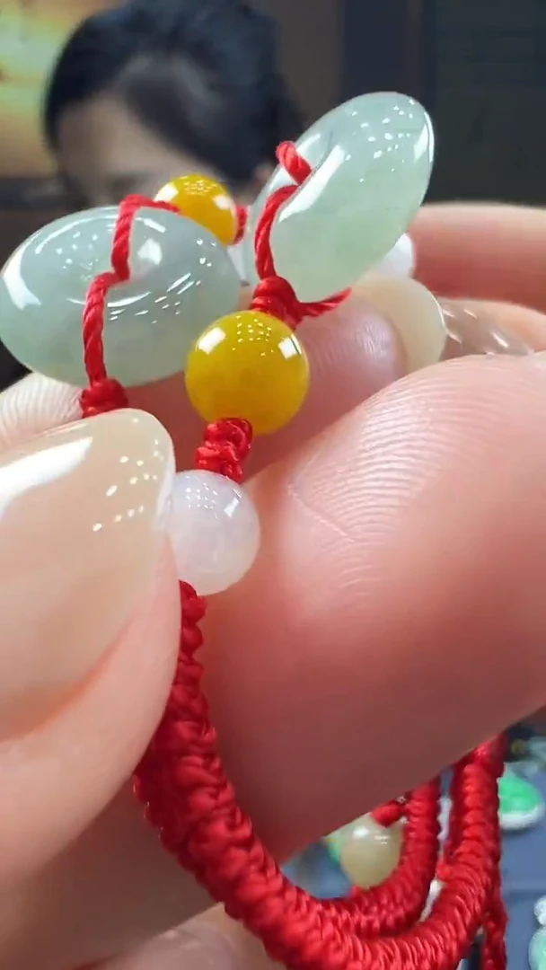 未镶嵌挂件翡翠儿童手绳（多样性发其一）