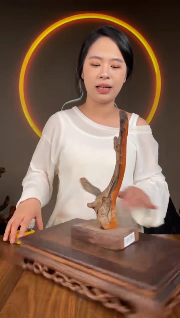【闪购商品】柏木（崖柏）手工摆件,先抢先得!