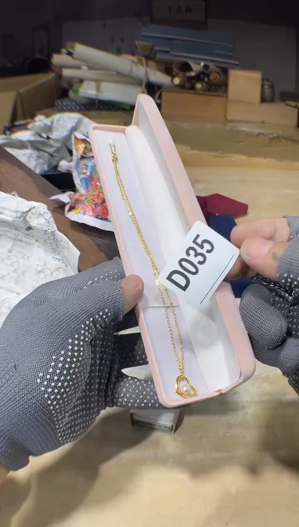 直播定闪哈哈哈哈